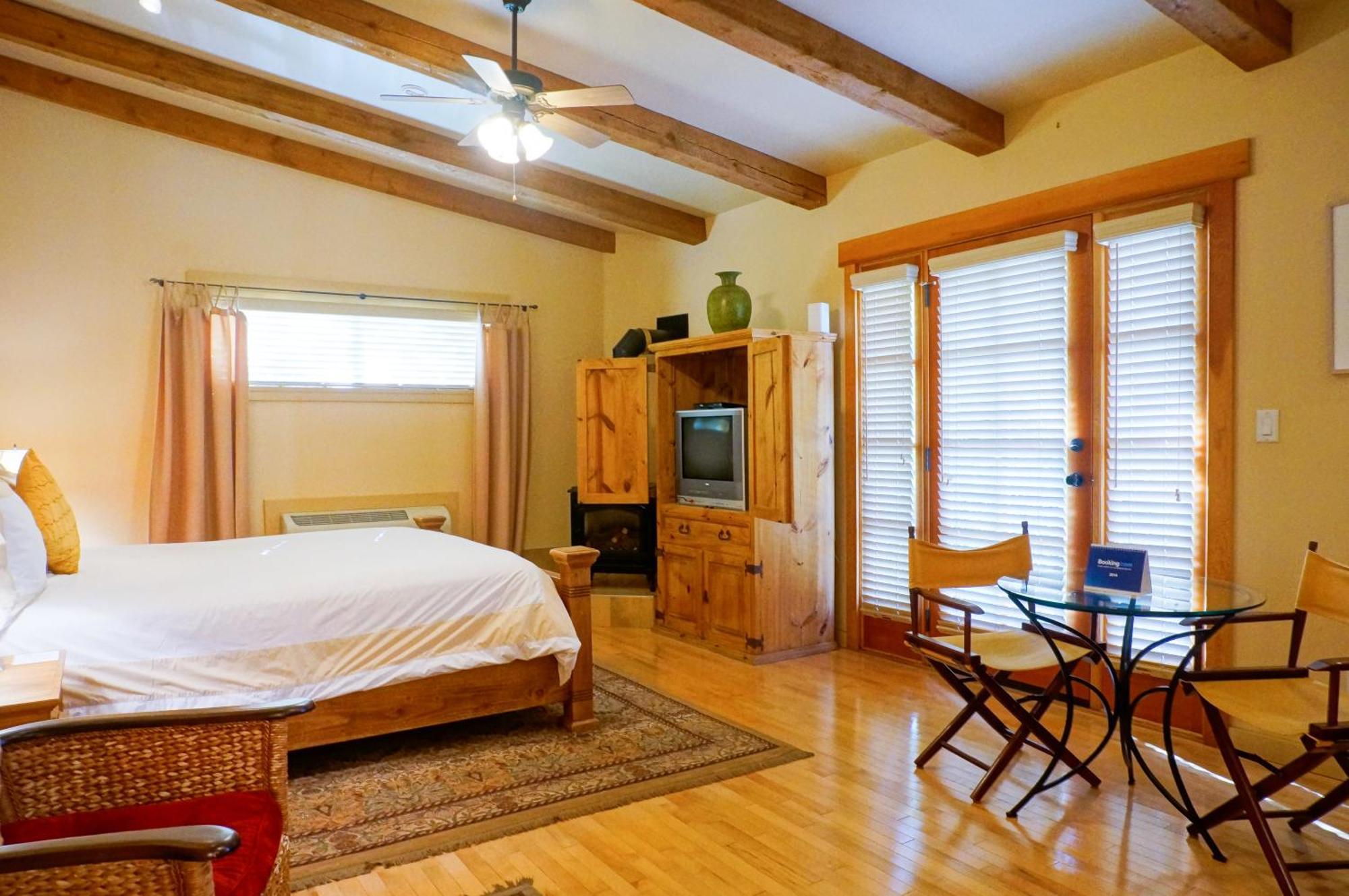 Blue Iguana Inn Ojai Phòng bức ảnh